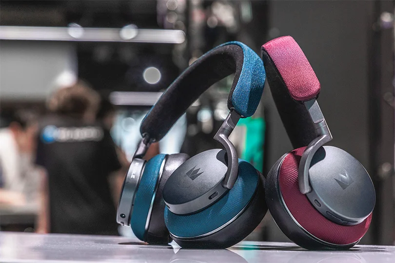 Изучаем лимитированную версию гибридных наушников Noble Audio FoKus Apollo Pro