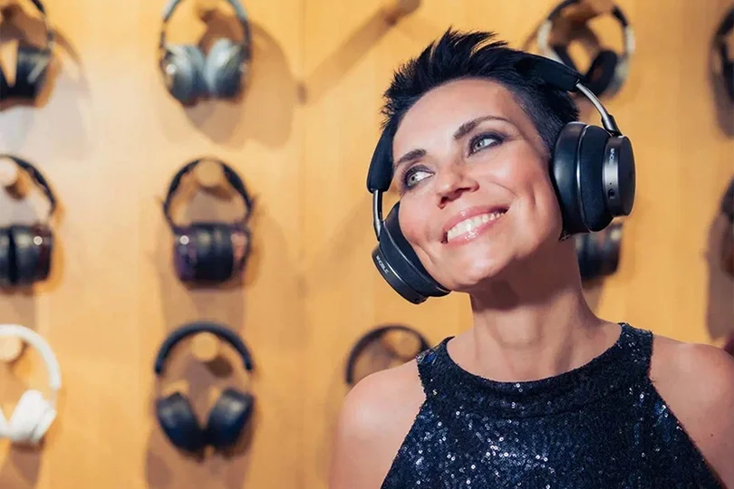 Блютуз или радиоканал: какие беспроводные наушники лучше выбрать