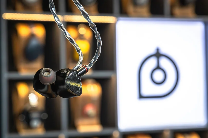 Vanguard — доступный трёхдрайверный премиум от Noble Audio