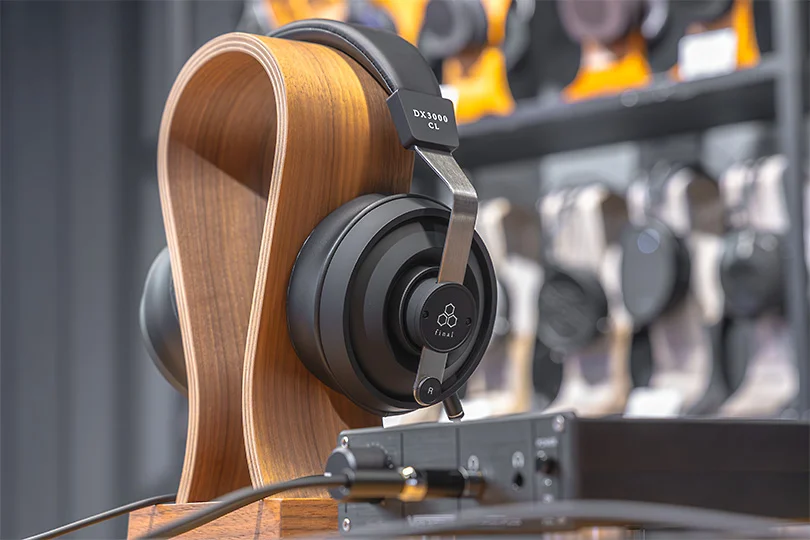 Обзор Final Audio DX3000CL: закрытые наушники без «закрытого» звука