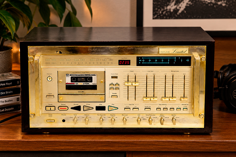 Обзор Nakamichi 1000ZXL: как устроена одна из самых сложных кассетных дек